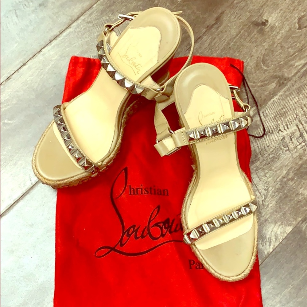 Christian Louboutin Esparadille Nude/Silver Wedges